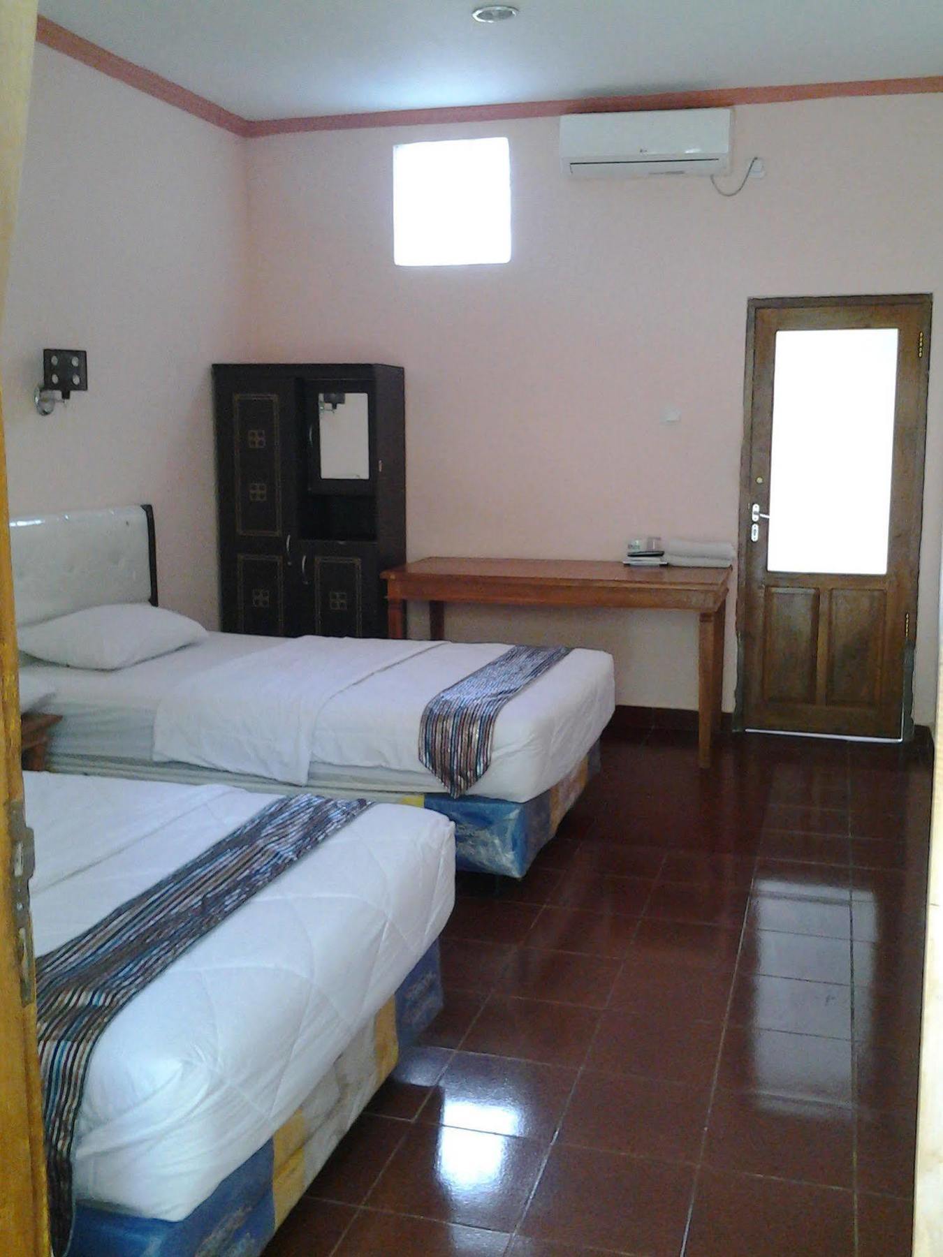 Mahendra Beach Inn Kuta Lombok Eksteriør bilde